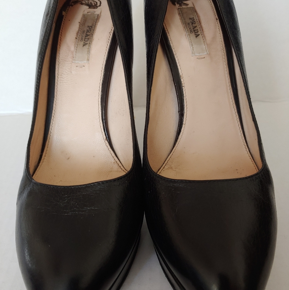 Prada Platform Leather pump sz 39 - Picture 1 of 7